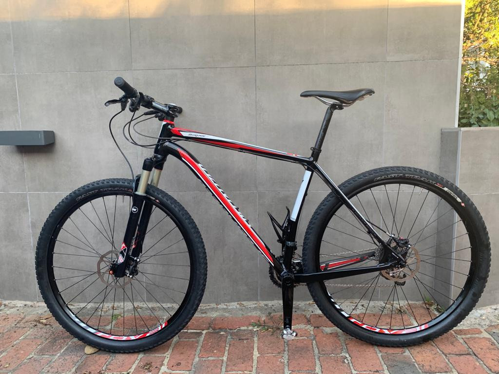 Specialized StumpJumper Comp 29er Hardtail Mountain Bikes Bike Hub