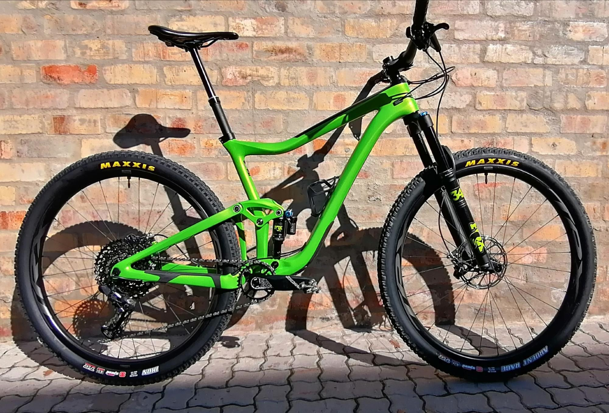 NEW Giant TRX 29 carbon wheelset BOOST Mountain Bike Wheels