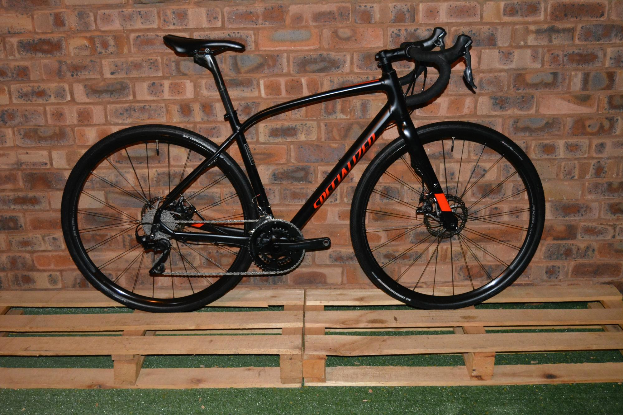 Specialized Diverge Elite Gravel Bike Zertz Gravel Bikes