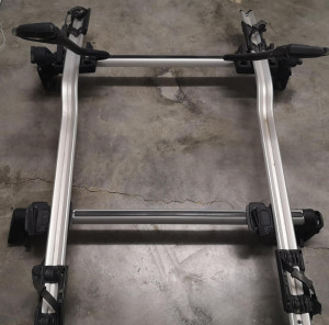THULE Bike Carrier Cross bars PRICE DROPPED Bike Racks Bike Hub