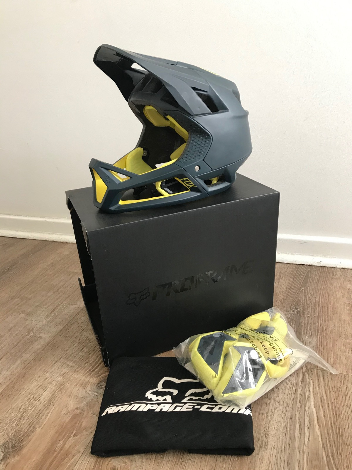 Fox ProFrame Full Face Helmet Helmets Bike Hub