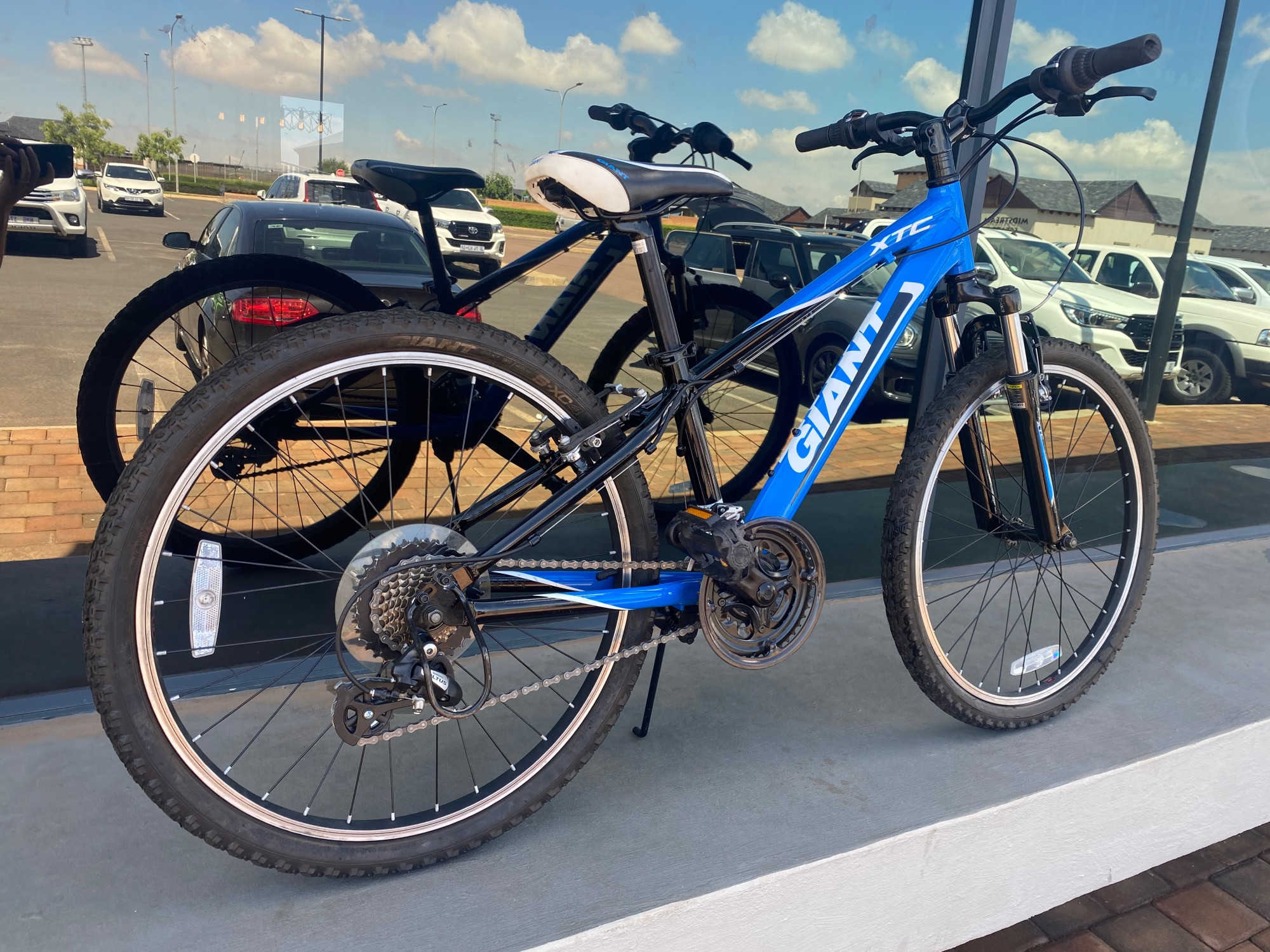 Giant XTC Kids 24 Mountain Bike For Sale Kids Bikes Bike Hub