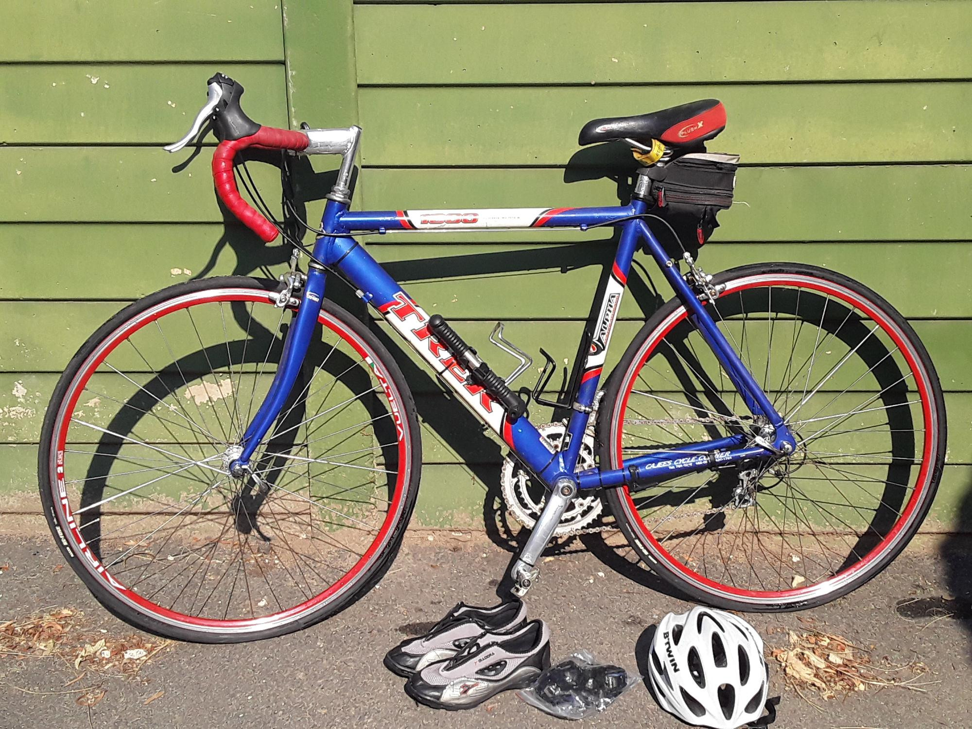 Aluminum Bike Trek 1000 Road Bike Review Trek 1000 Road Bike For