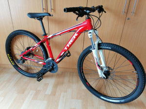 Trek Marlin 7 (S) | Hardtail Mountain Bikes | Bike Hub