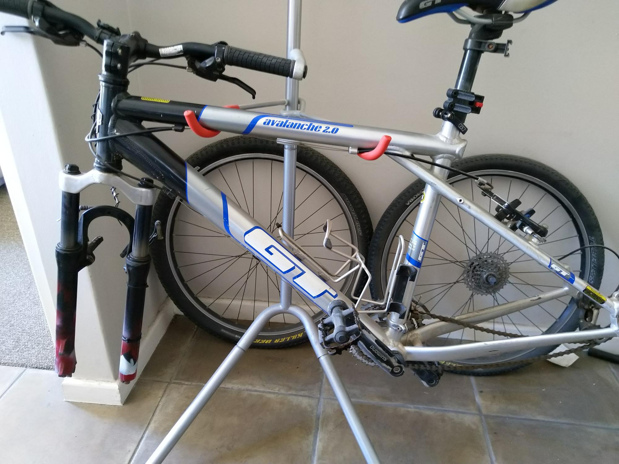 Gt Avalanche Hardtail Mountain Bikes Bike Hub