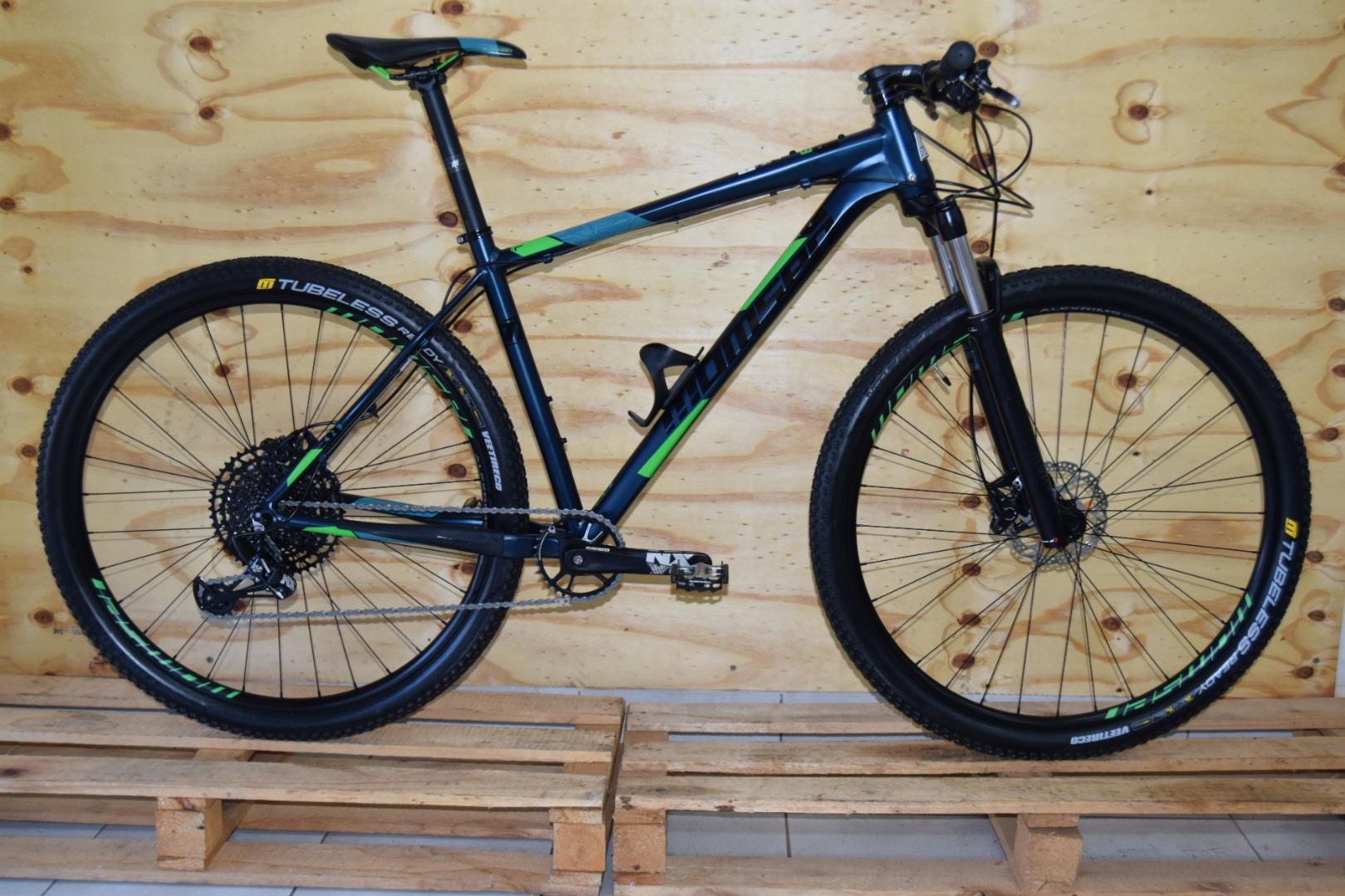 Momsen AL429 - SRAM NX Eagle - Rockshox | Hardtail Mountain Bikes
