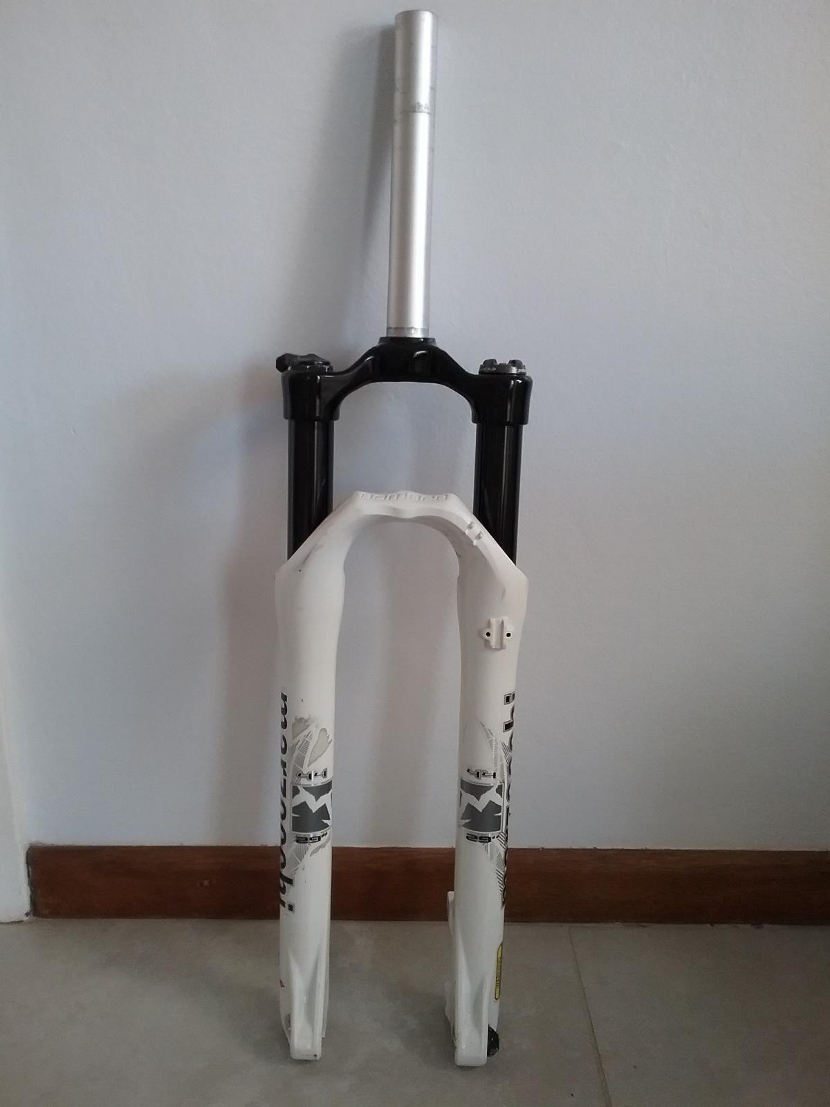 Marzocchi Bomber 44 | Mountain Bike Forks | Bike Hub