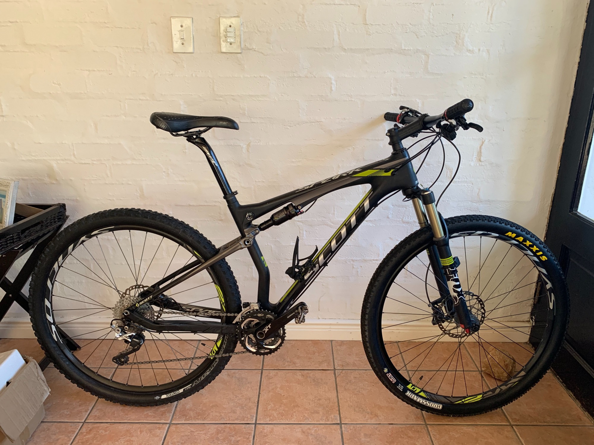 2014 Scott Spark 920 Full Carbon Dual Suspension Mountain Bikes