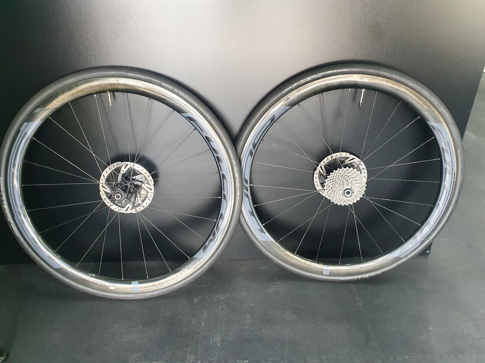 fulcrum wind 400 carbon disk