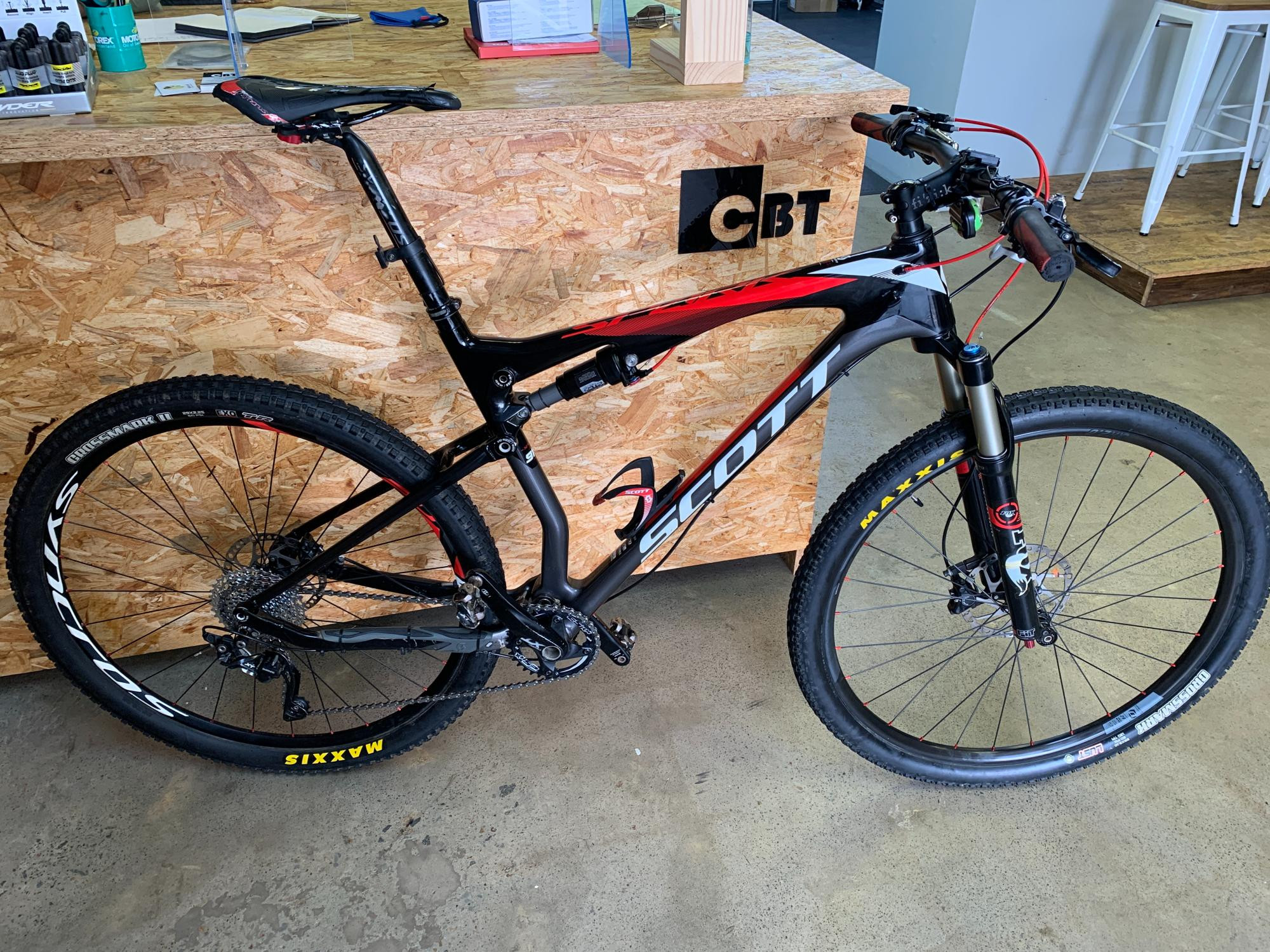 Scott Spark 910 (XL) MTB for sale Dual Suspension Mountain Bikes