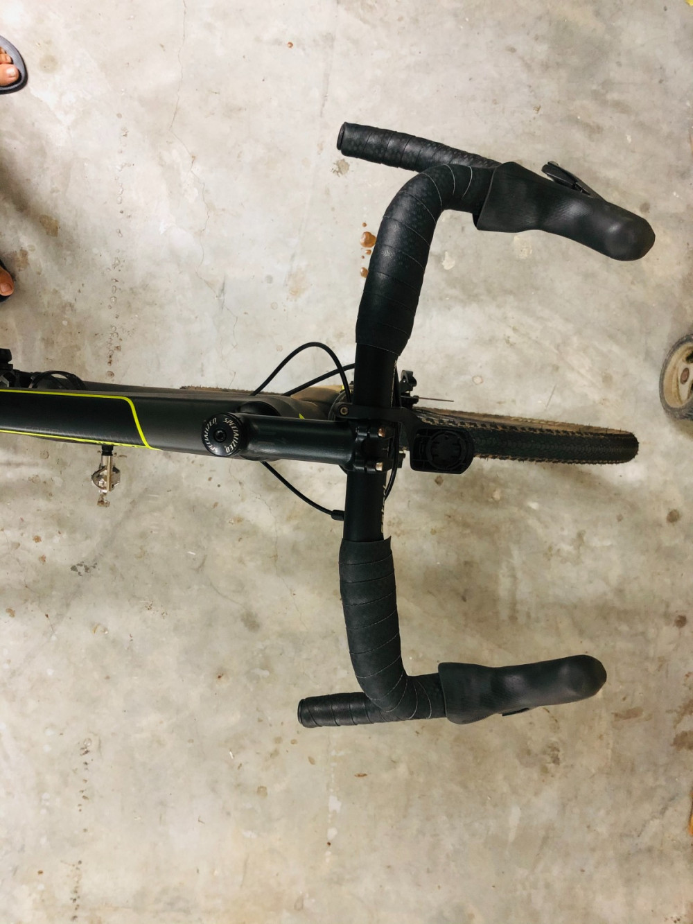 Specialized Sirrus Comp Carbon Disc 