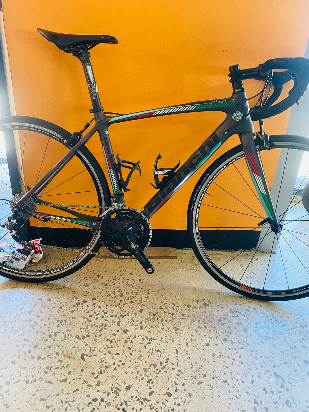 Bianchi Intenso with Campagnolo groupset Road Bikes Bike Hub