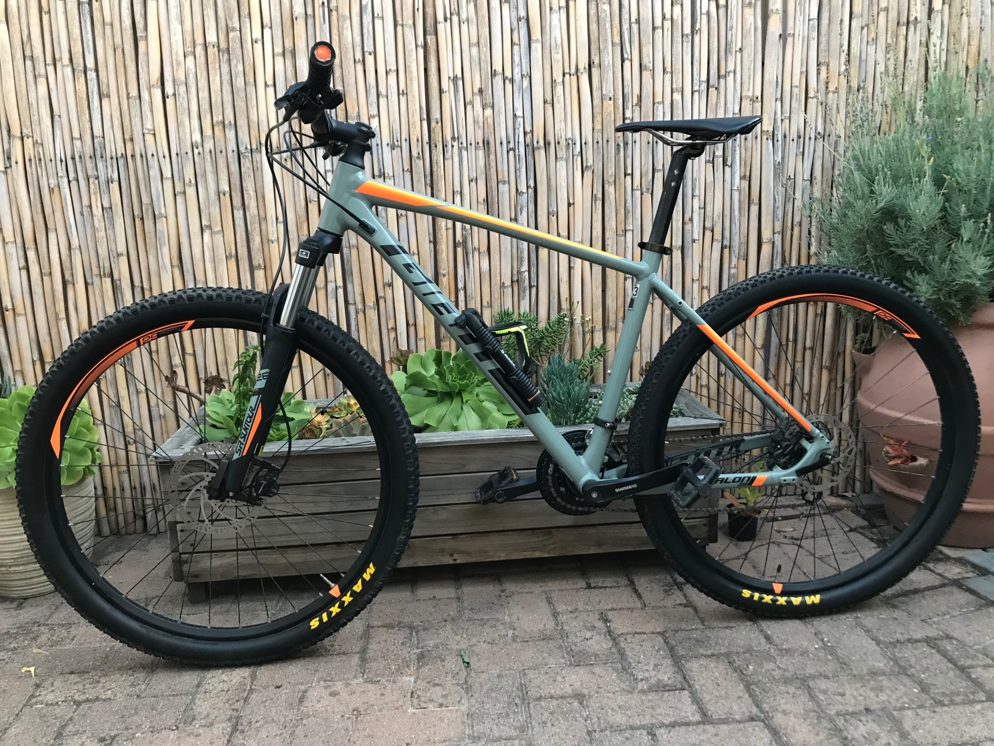 Giant Talon Hardtail Mountain Bikes Bike Hub