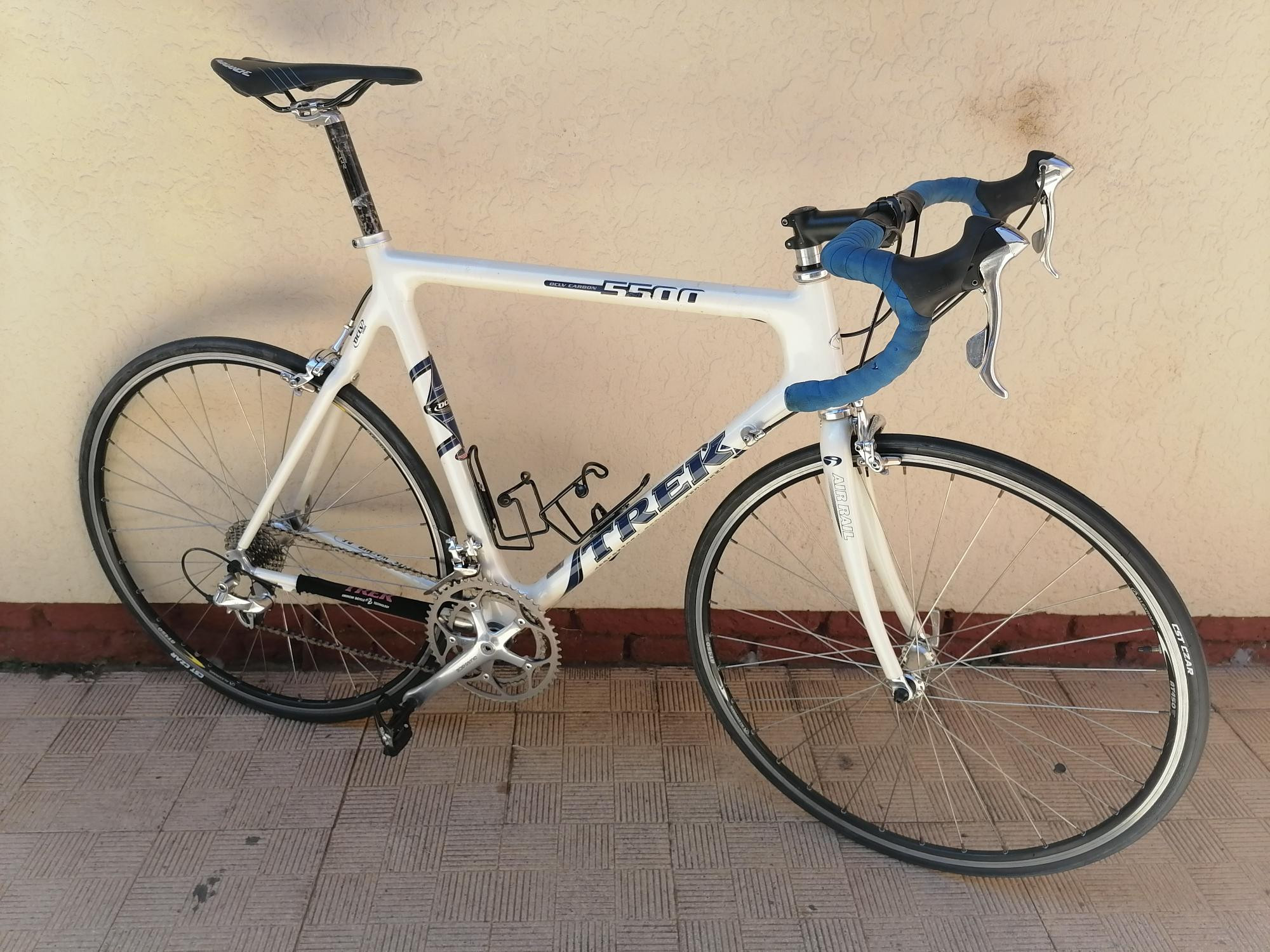 Trek OCLV 5500 Carbon (XL) Road Bikes Bike Hub