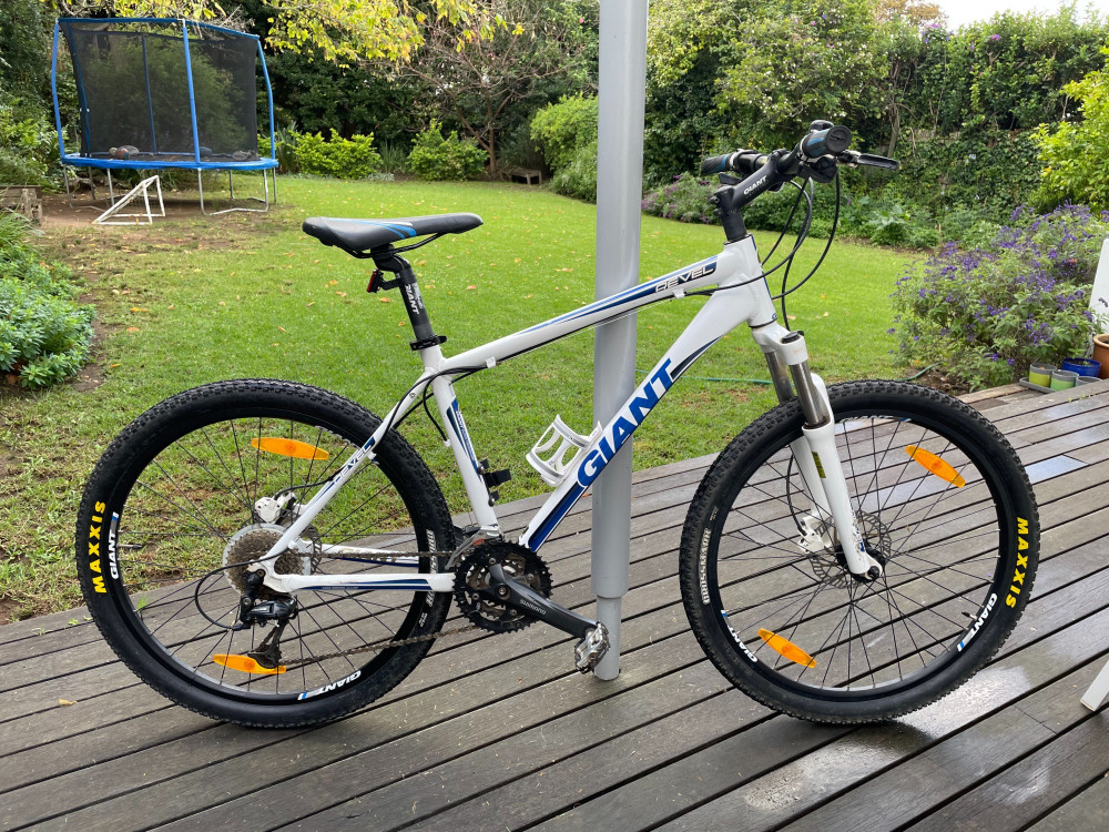 Giant Revel Hardtail Mountain Bikes Bike Hub