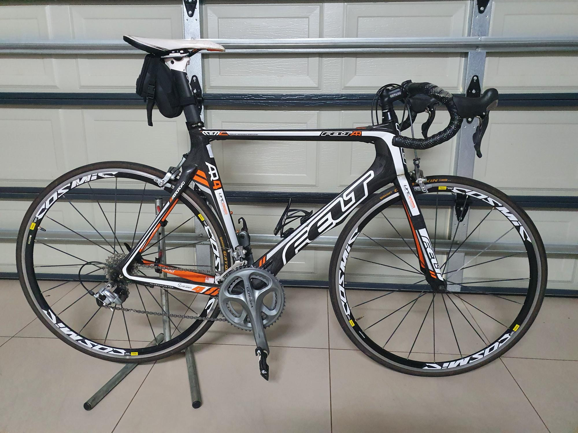 2013 FELT AR4 ROAD CYCLE CARBON- Large Road Bikes Bike Hub