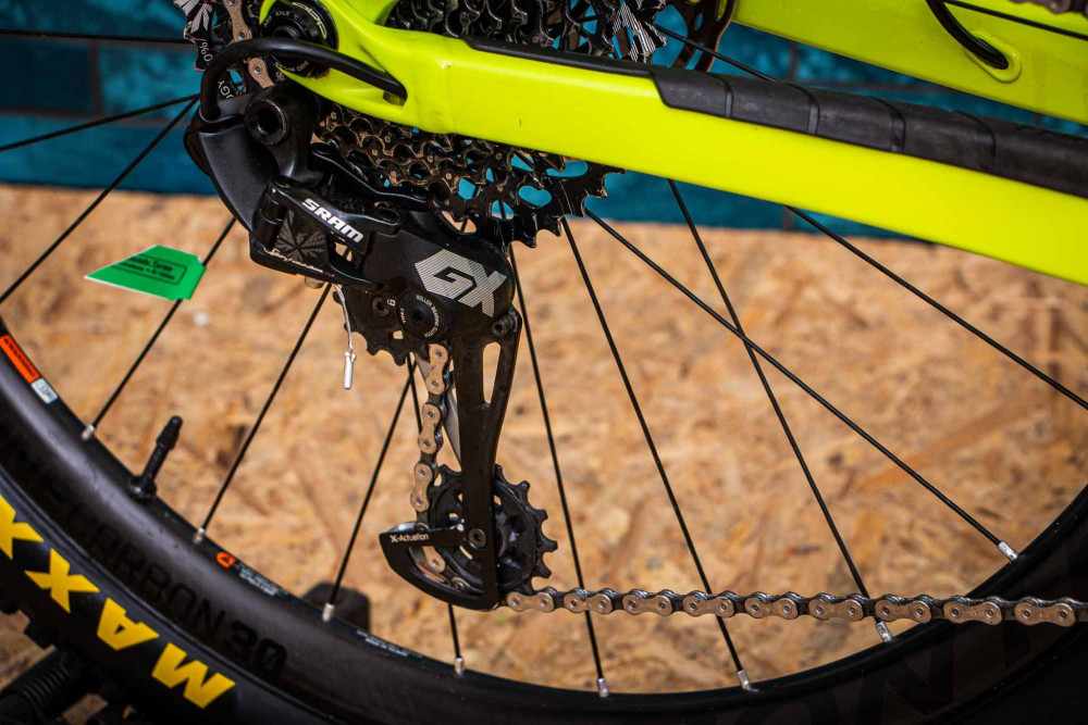 Trek Slash 9 8 M Bm5794 Bike Hub