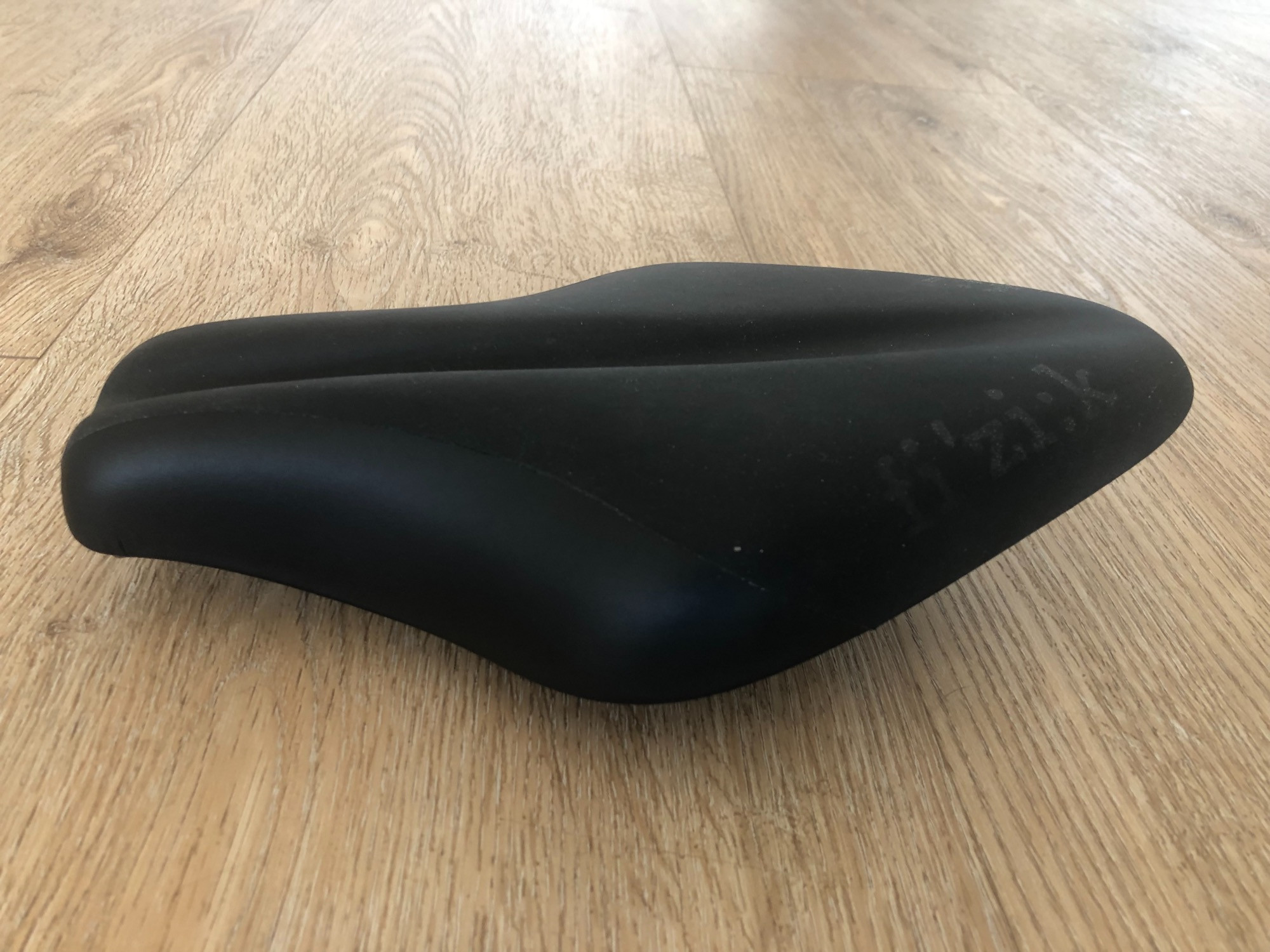 fizik tt saddle