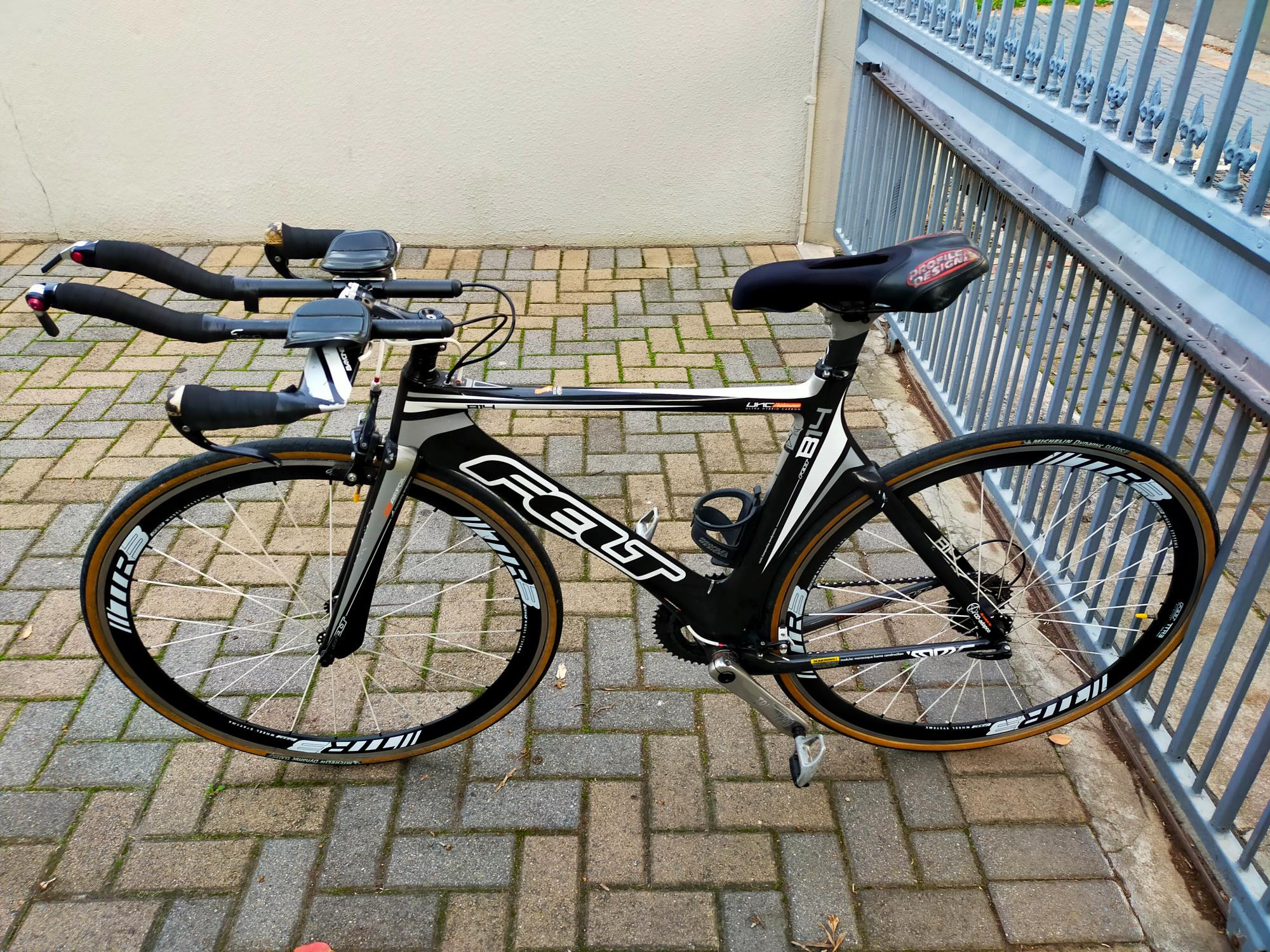 Felt B14 TT Bike Triathlon Time Trial Bikes Bike Hub