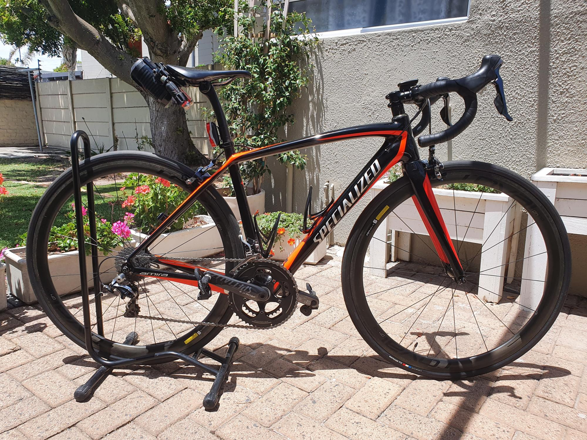 Frame Specialized Amira Pro Specialized S-Works Amira SL4 Review