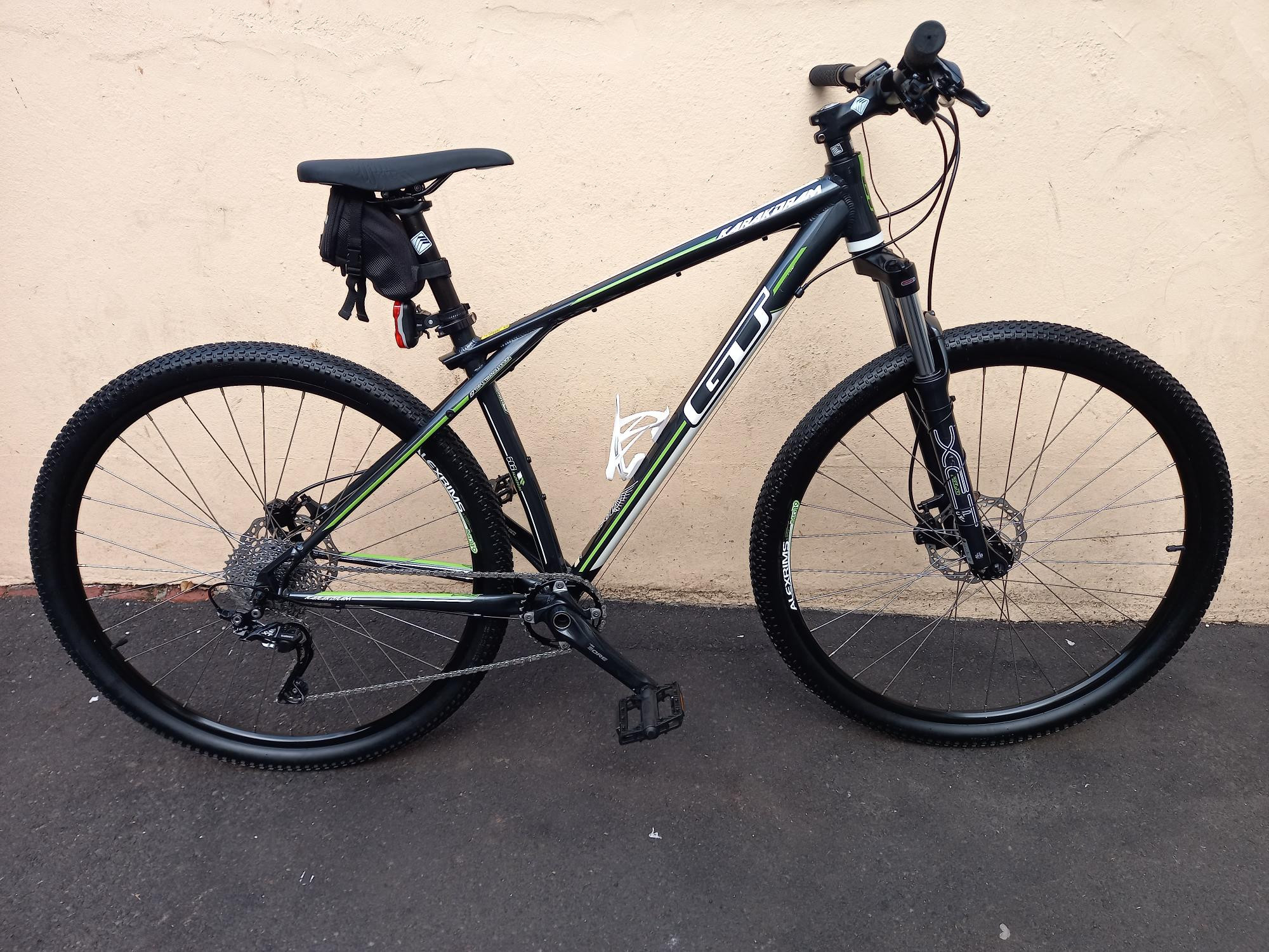 GT KARAKORAM SPORT Hardtail Mountain Bikes Bike Hub