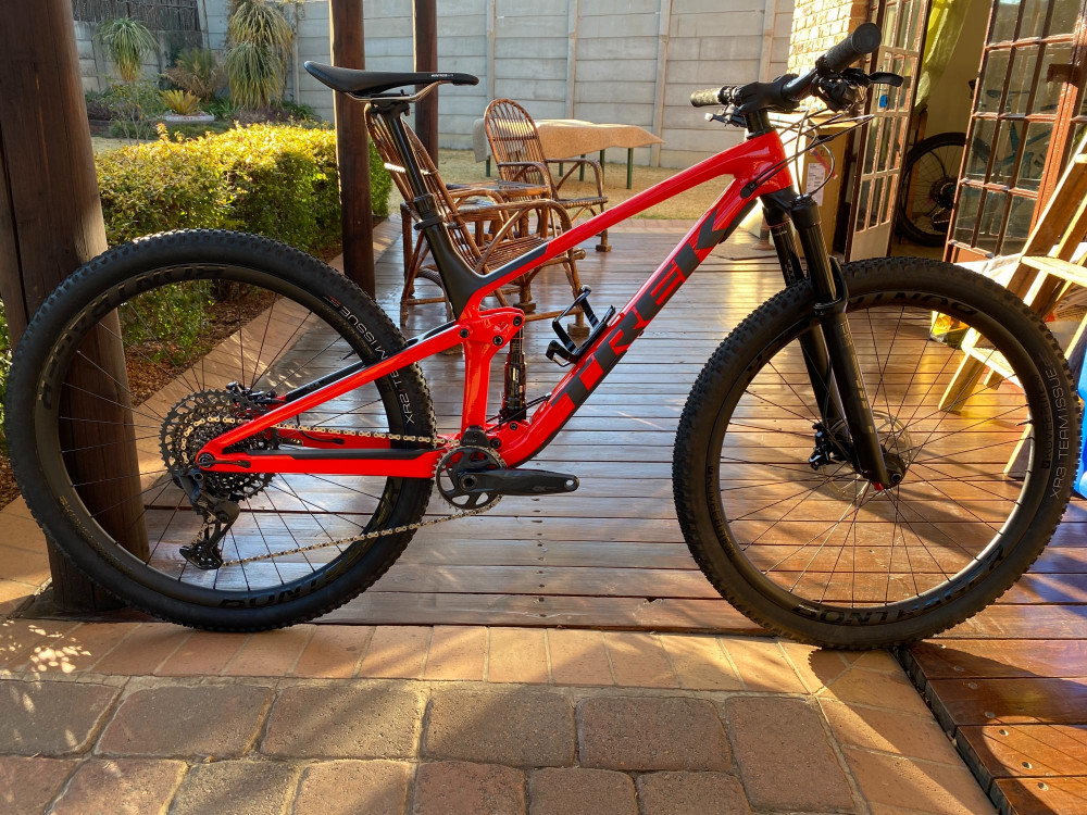 Trek Top Fuel 9.8 2021 | Bike Hub