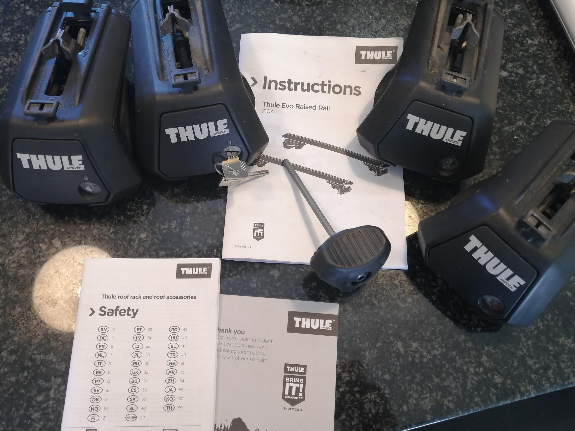Thule Evo Raised Rail Foot pack 7104 | Bike Racks | Bike Hub