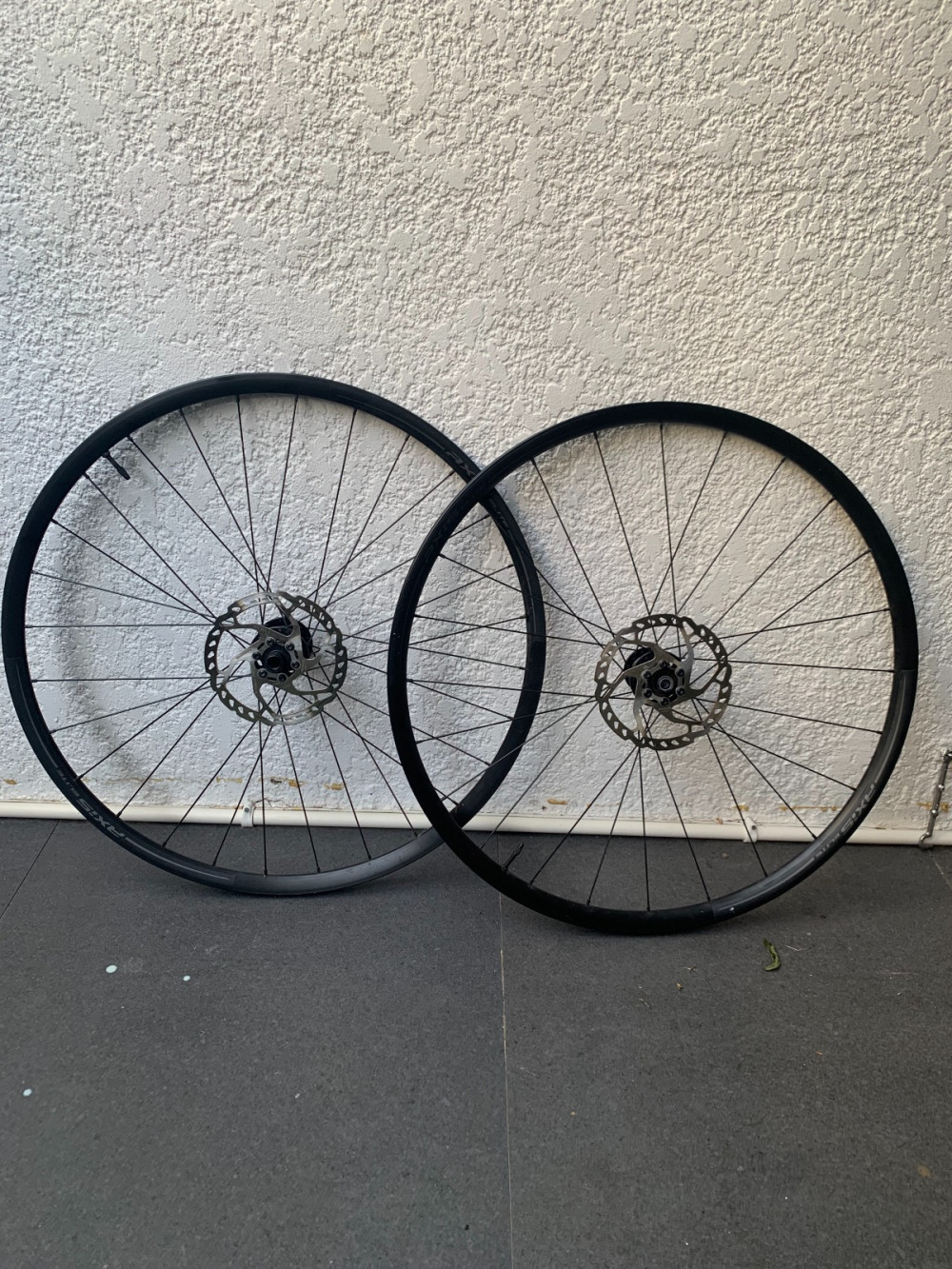 AXIS ELITE DISC WHEELSET | Bike Hub