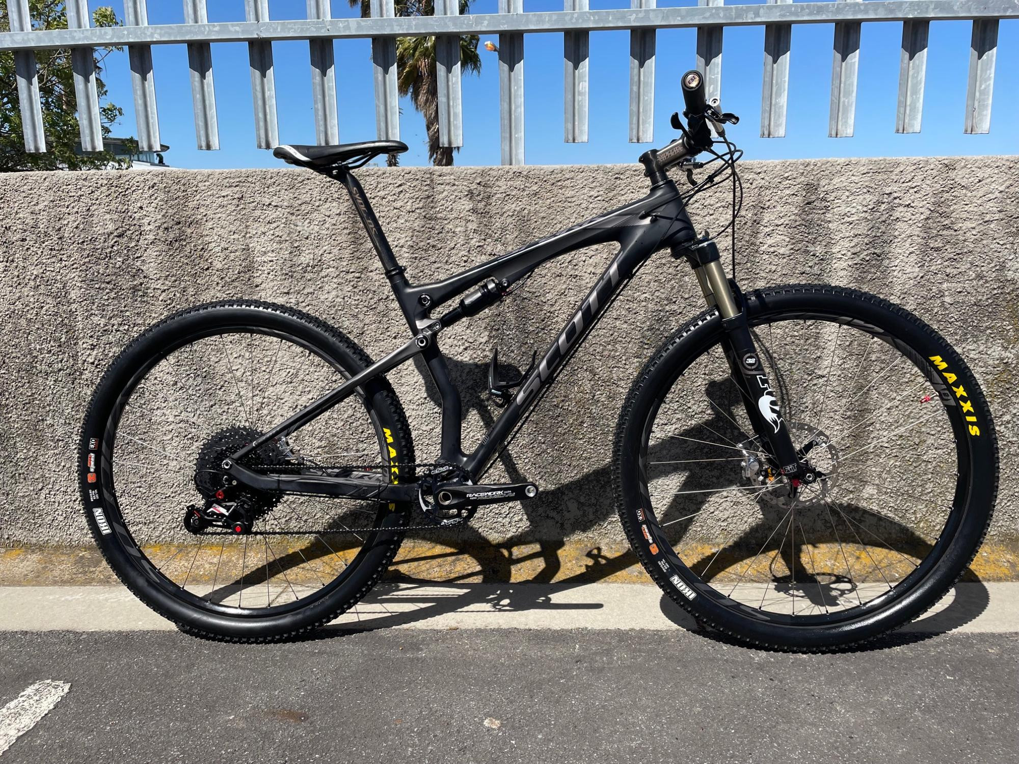2013 Scott Spark 900 Premium | Dual Suspension Mountain Bikes | Bike Hub