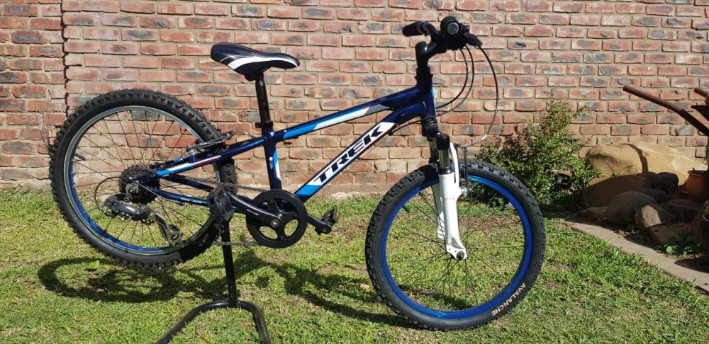 Trek 20\