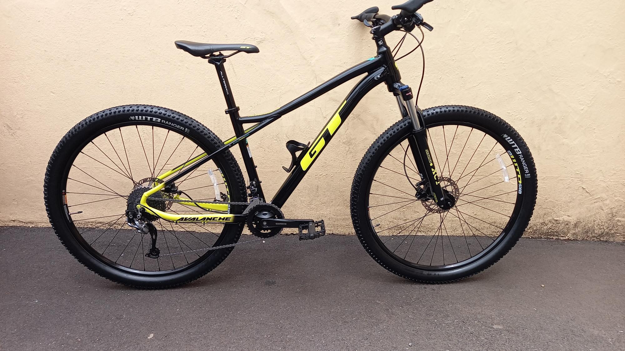 GT AVALANCHE SPORT 29er Hardtail Mountain Bikes Bike Hub