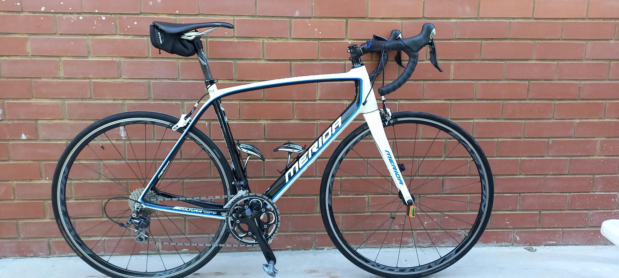 Merida Scultura Como 904 | Road Bikes | Bike Hub