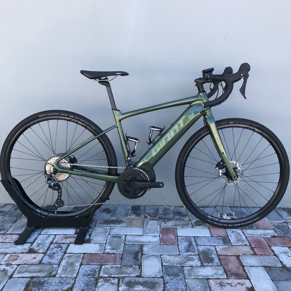 Giant Revolt E+ Pro | Bike Hub