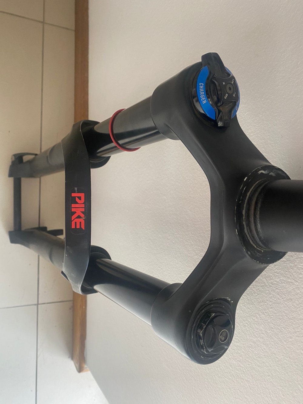 RockShox Pike RCT3 160mm Mountain Bike Forks Bike Hub