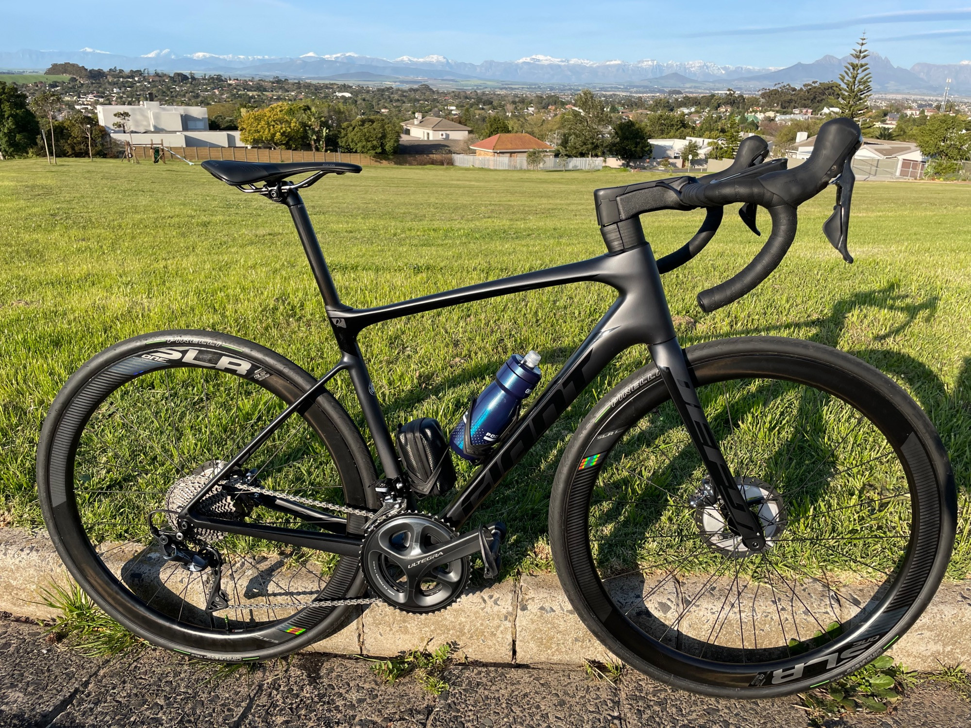 2020 Giant Defy Advanced 2 (M) | Road Bikes | Bike Hub