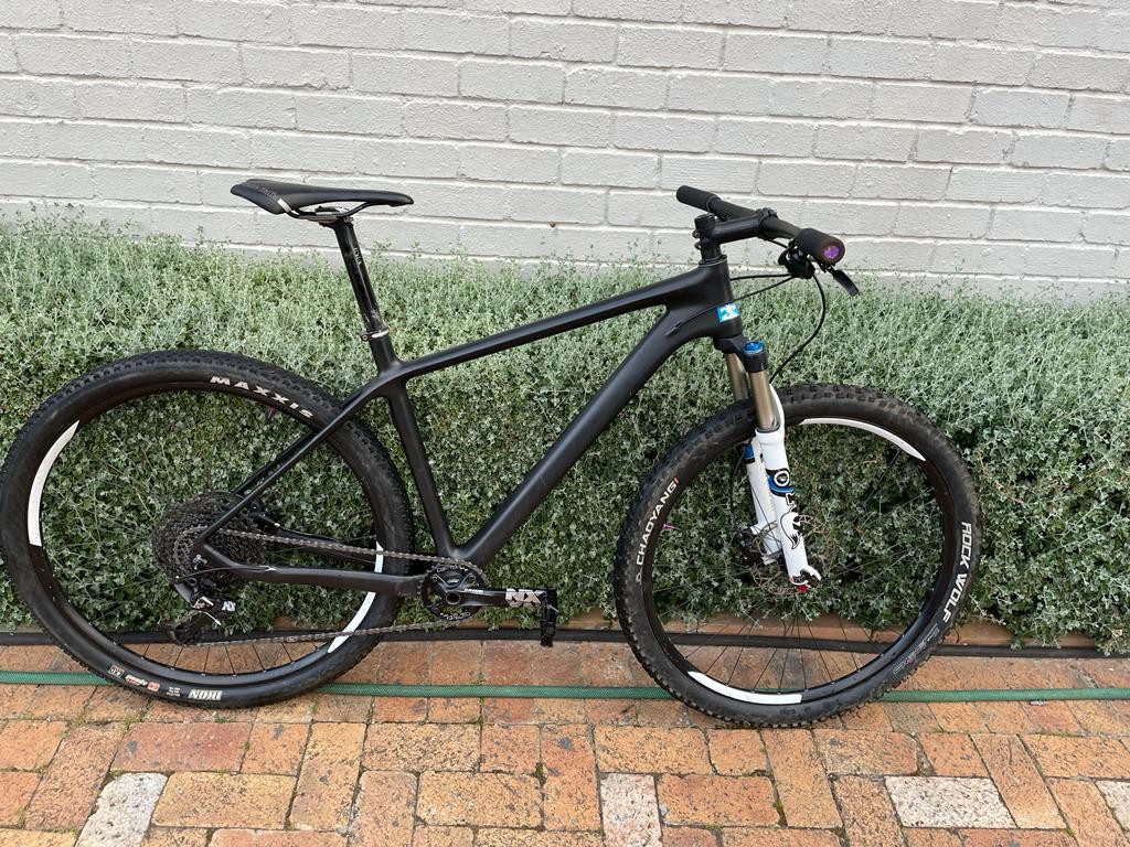 Fuji carbon bike Hardtail Mountain Bikes Bike Hub