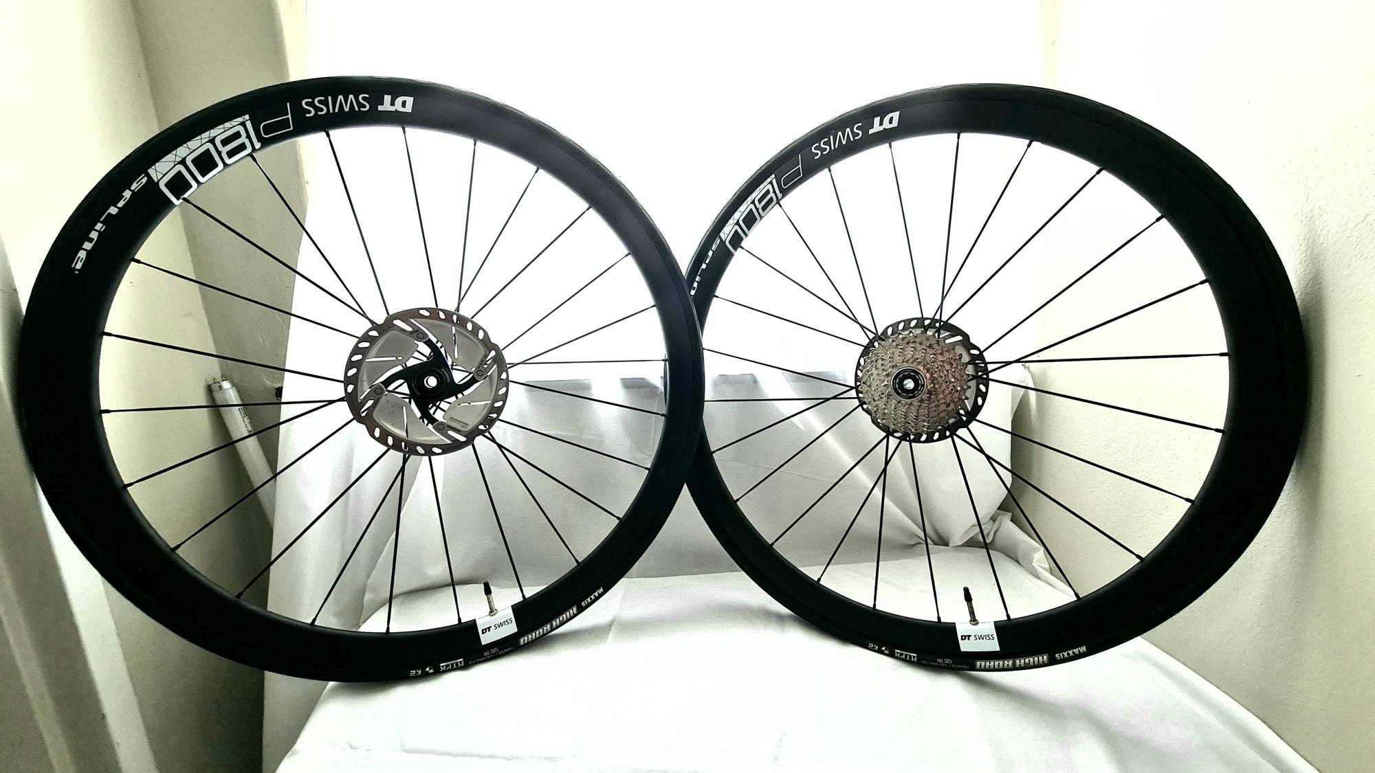 新 モデル車・バイク・自転車 - DT SWISS P1800 SPLINE 32 DB DISC