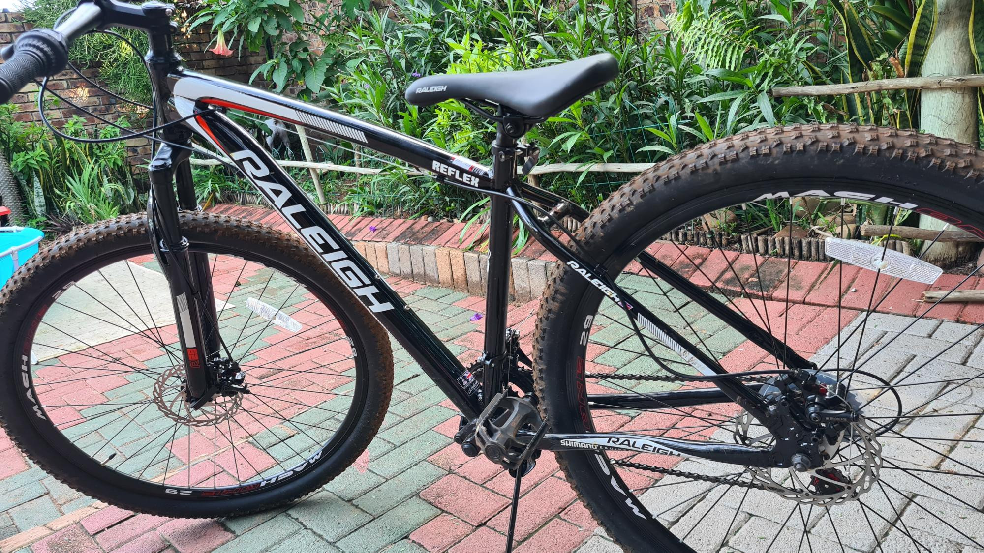 Raleigh Reflex 29er Hardtail Mountain Bikes Bike Hub