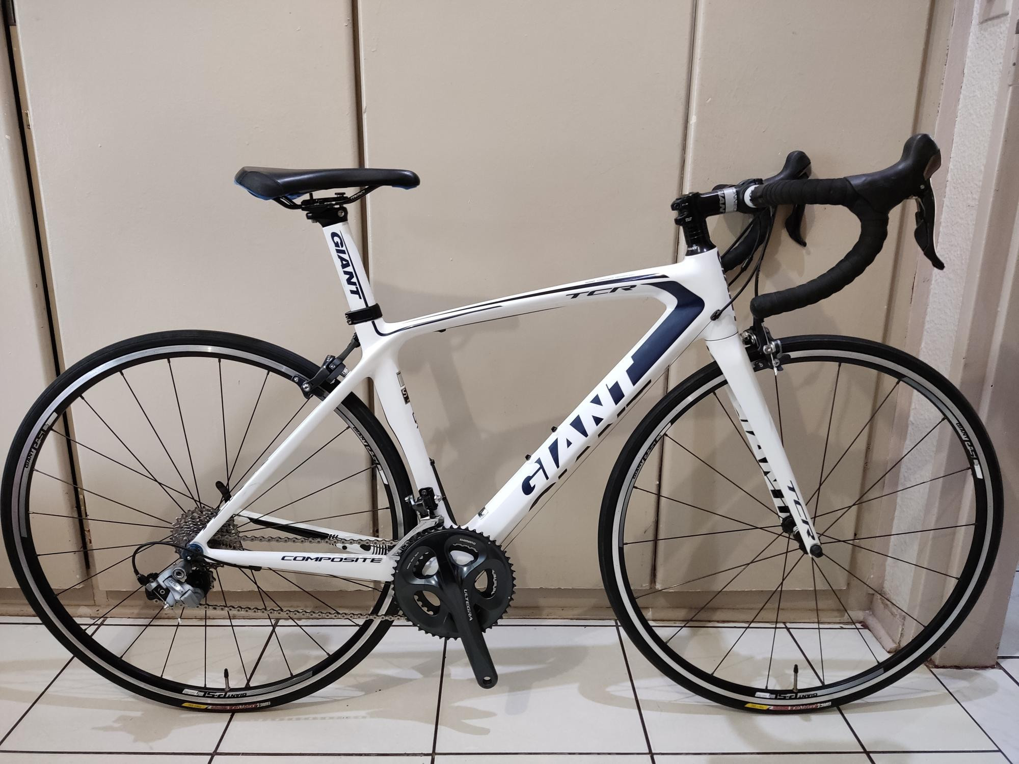 Giant Tcr Composite 2013 Giant TCR Composite Small Frame Road