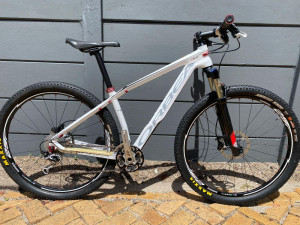 Orbea Alma 29er 2013 Hardtail Mountain Bikes Bike Hub