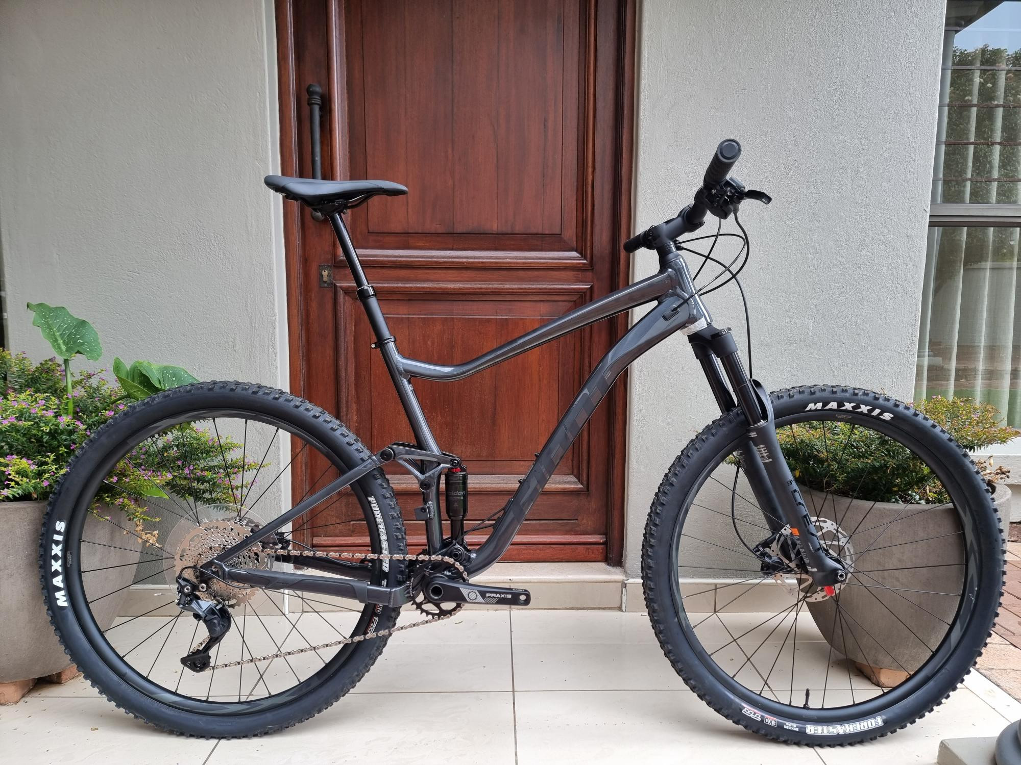 Giant Stance 29 Full Suspension 2020 Giant Stance 29 Review Full