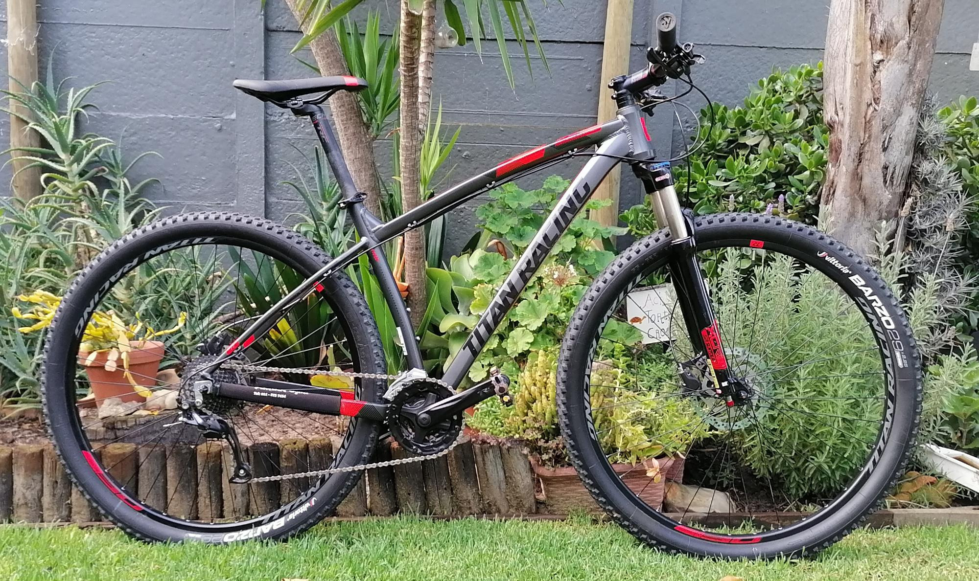 Titan Rogue Sport 2019 29r Hardtail Mountain Bikes Bike Hub