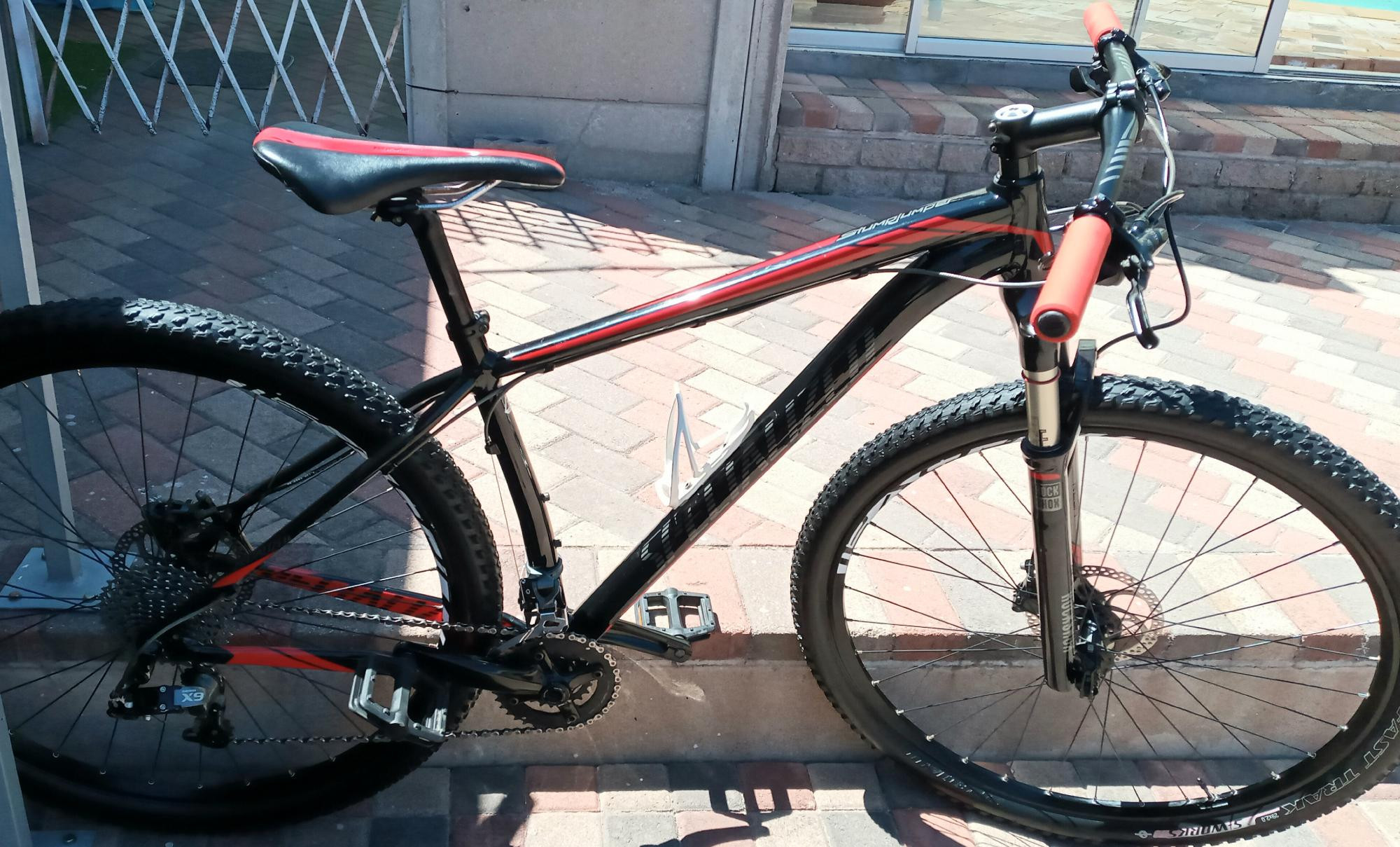 Specialized Stumpjumper Comp HT Hardtail Mountain Bikes Bike Hub