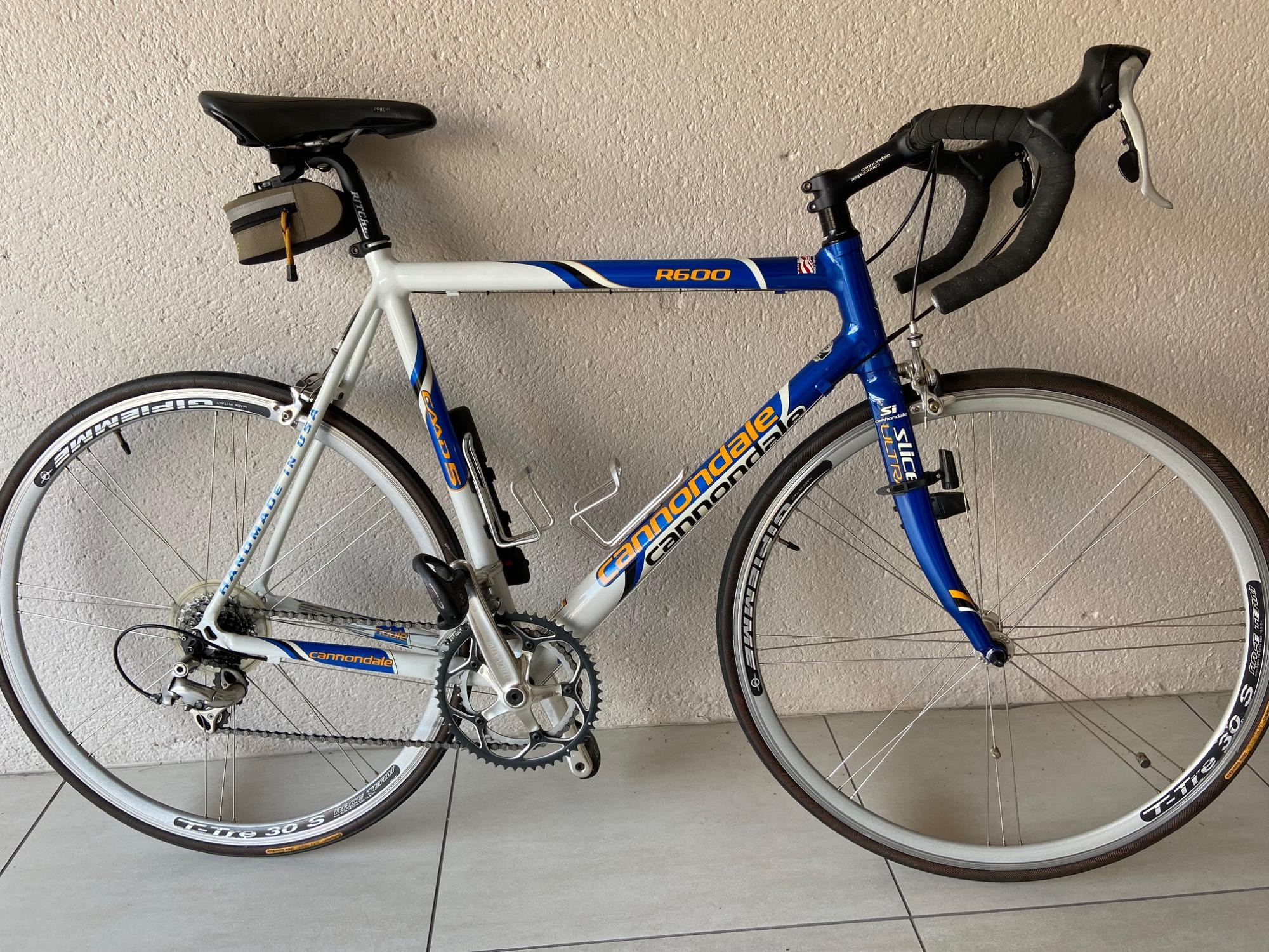 Road Bike 2004 Cannondale R600 Cannondale R600 Caad Best Sale - Main Image