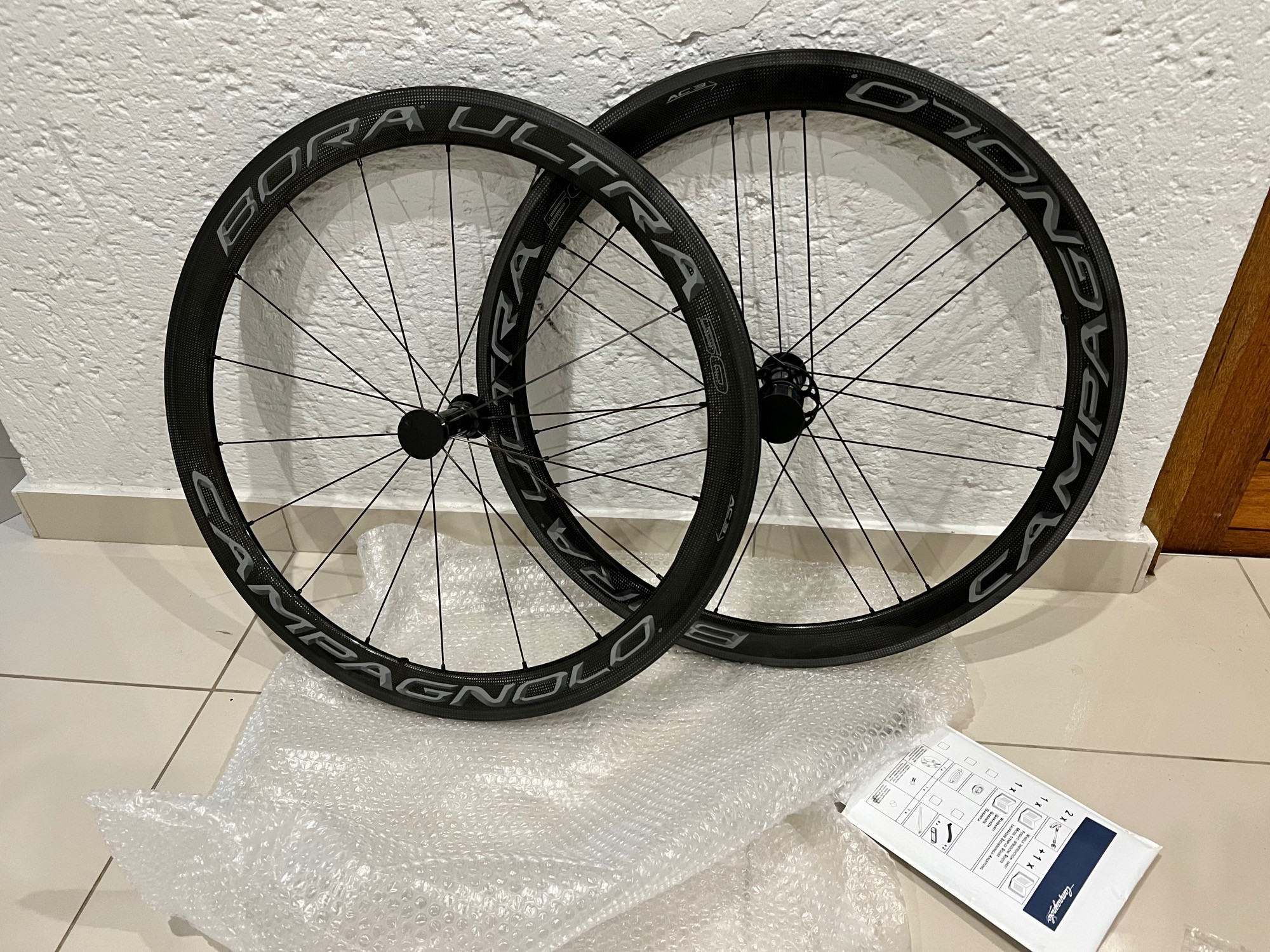 Campagnolo-Bora-AC3-brake-surface_carbon-rim-brake-wheels_Bora-One