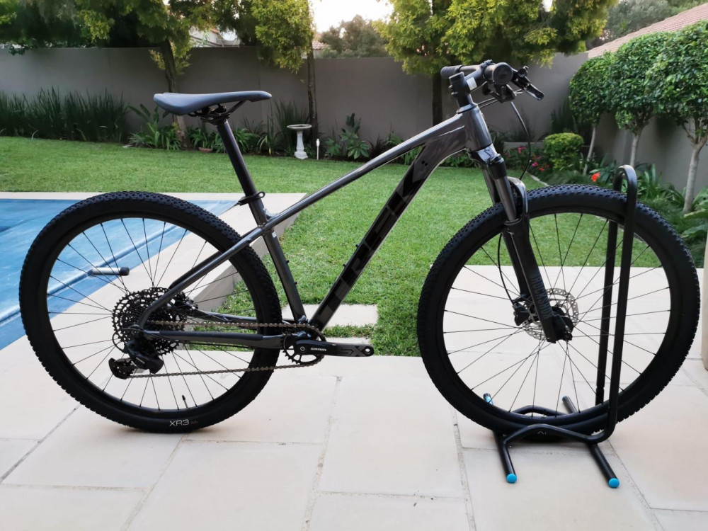 Trek X-Caliber 8 - 2021 | Bike Hub