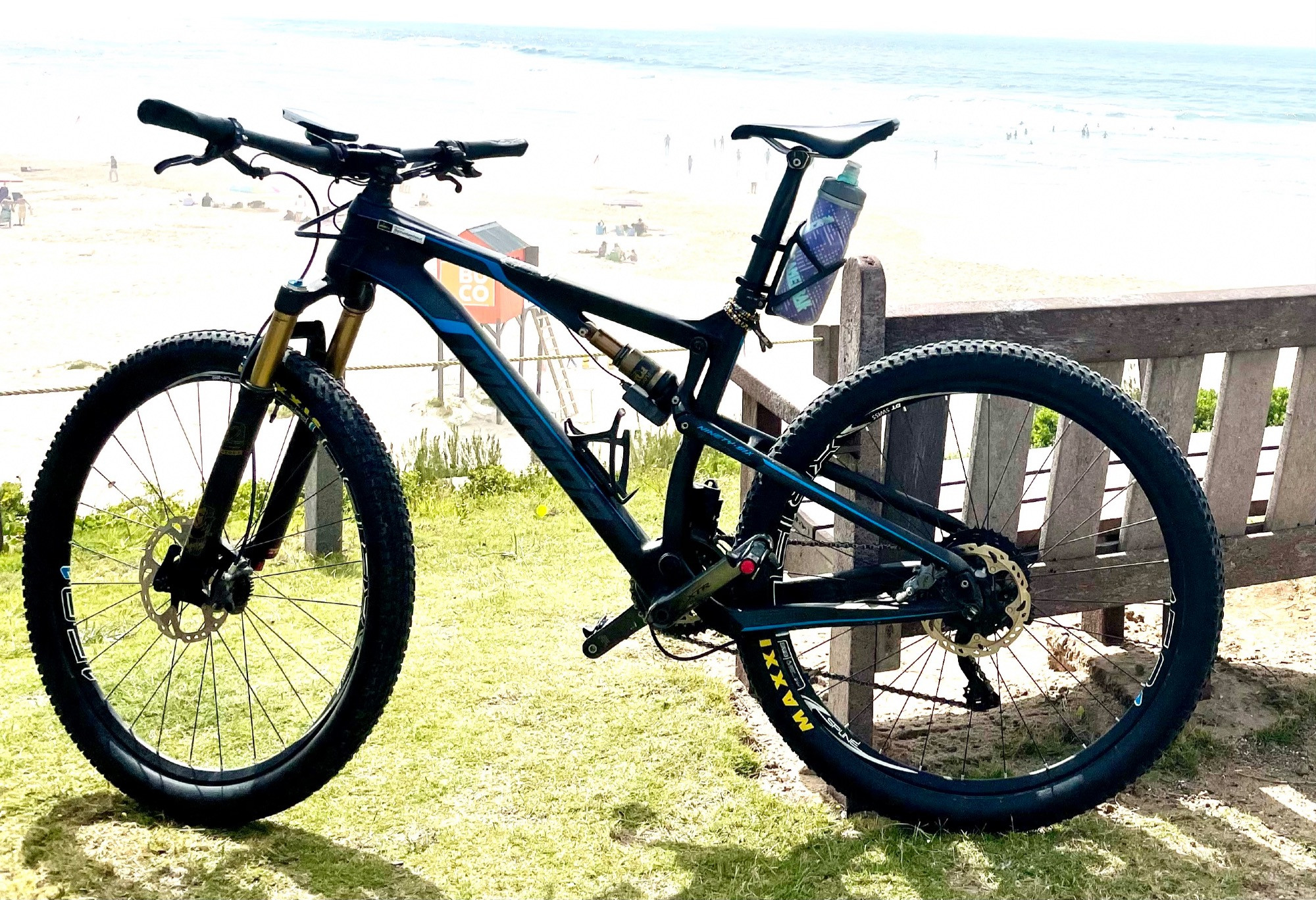 Merida Six 9000E (27.5) Medium Di2 XTR Bike Hub