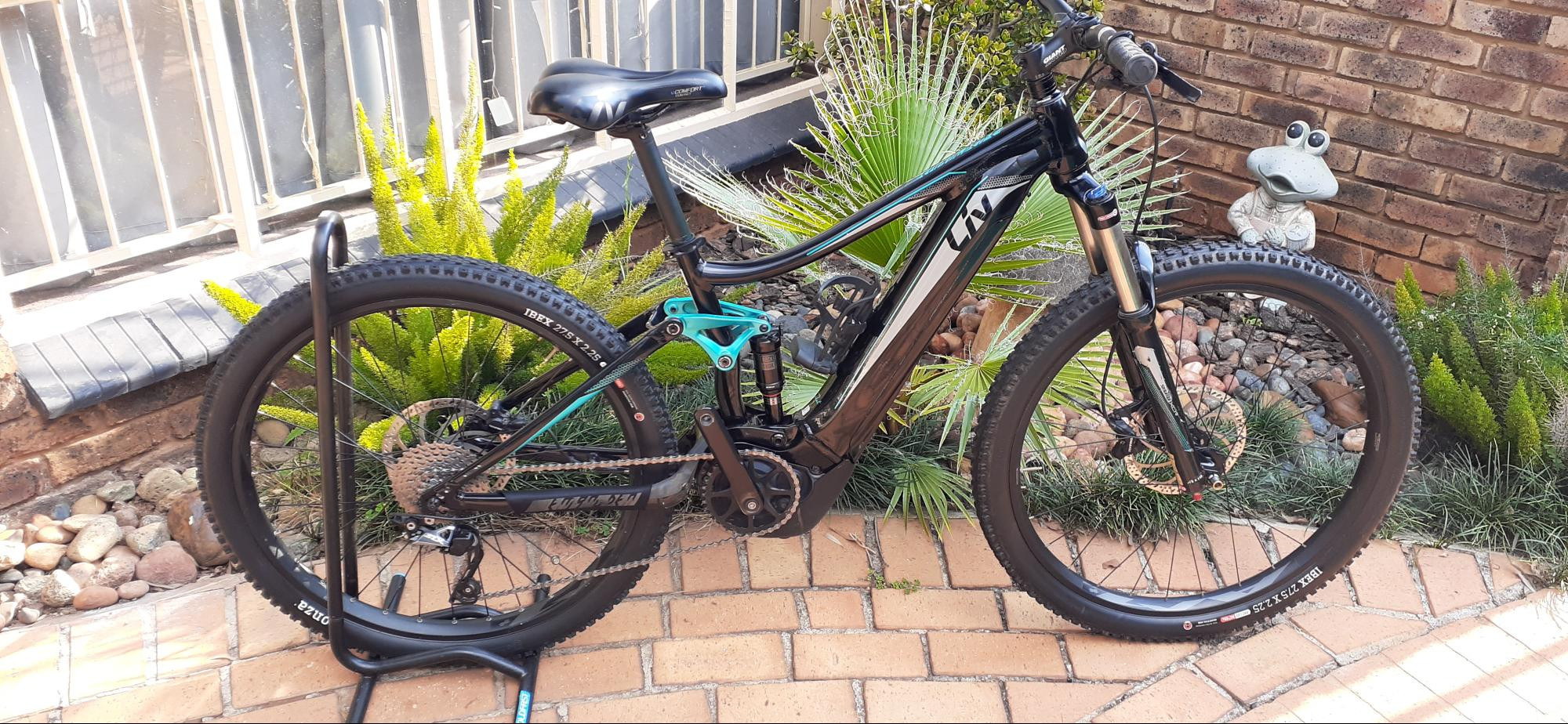 Giant Liv Embolden E+2 E-Bike *Small frame* Dual Suspension