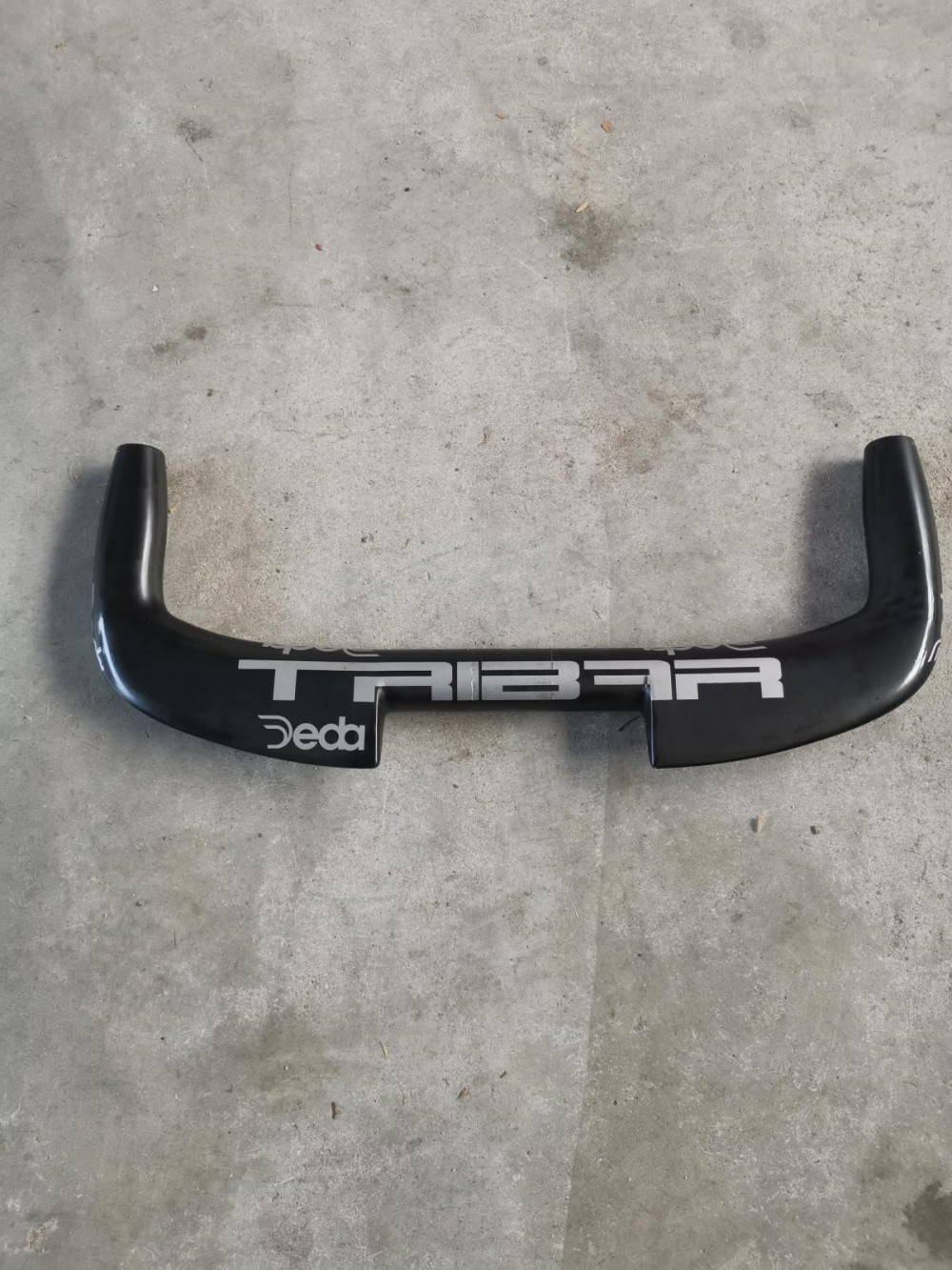 DEDA(デダ) TRIBAR BLK 31.7/420 エアロブルホーンバー UDカーボン DEDA(デダ) TRIBAR BLK 31.7⁄420 エアロブルホーンバー UDカーボン