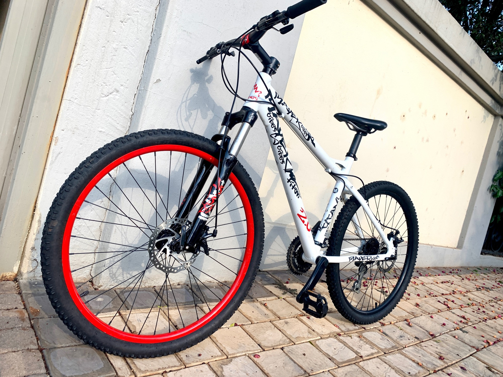 26 Titan Player 26ER Medium MTB Hardtail Mountain Bikes